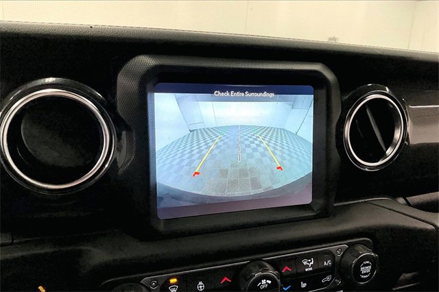 Used 2021 Jeep Wrangler Unlimited Sahara image 27
