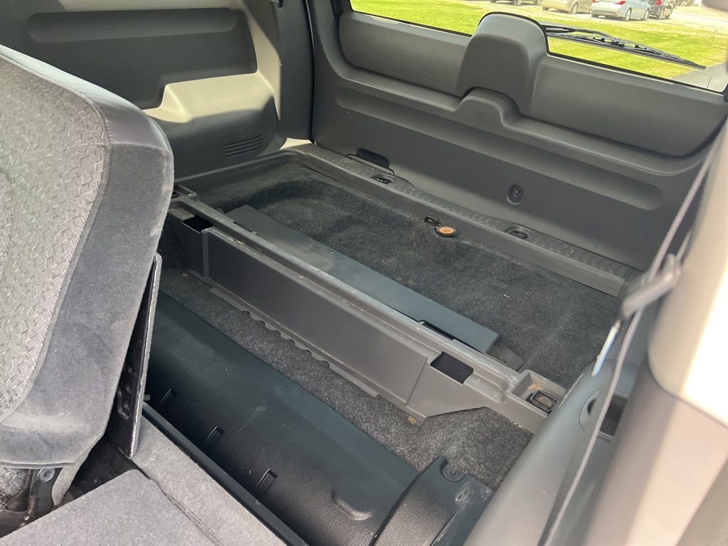 Used 2002 Ford Explorer XLS image 15