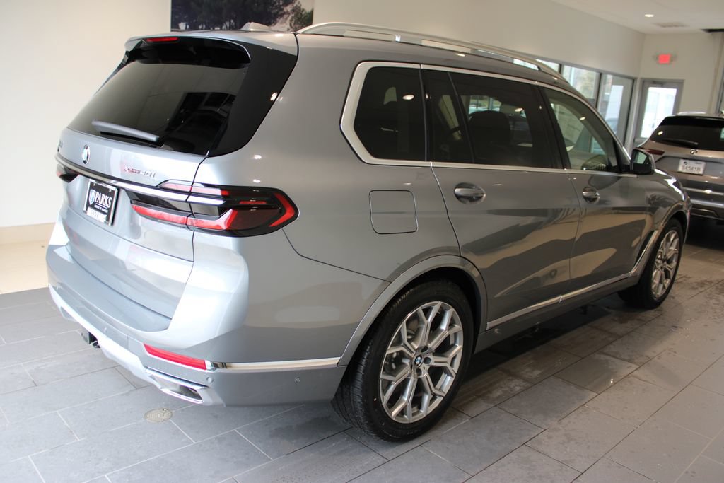 New 2026 BMW X7 xDrive40i AWD/4WD image 18
