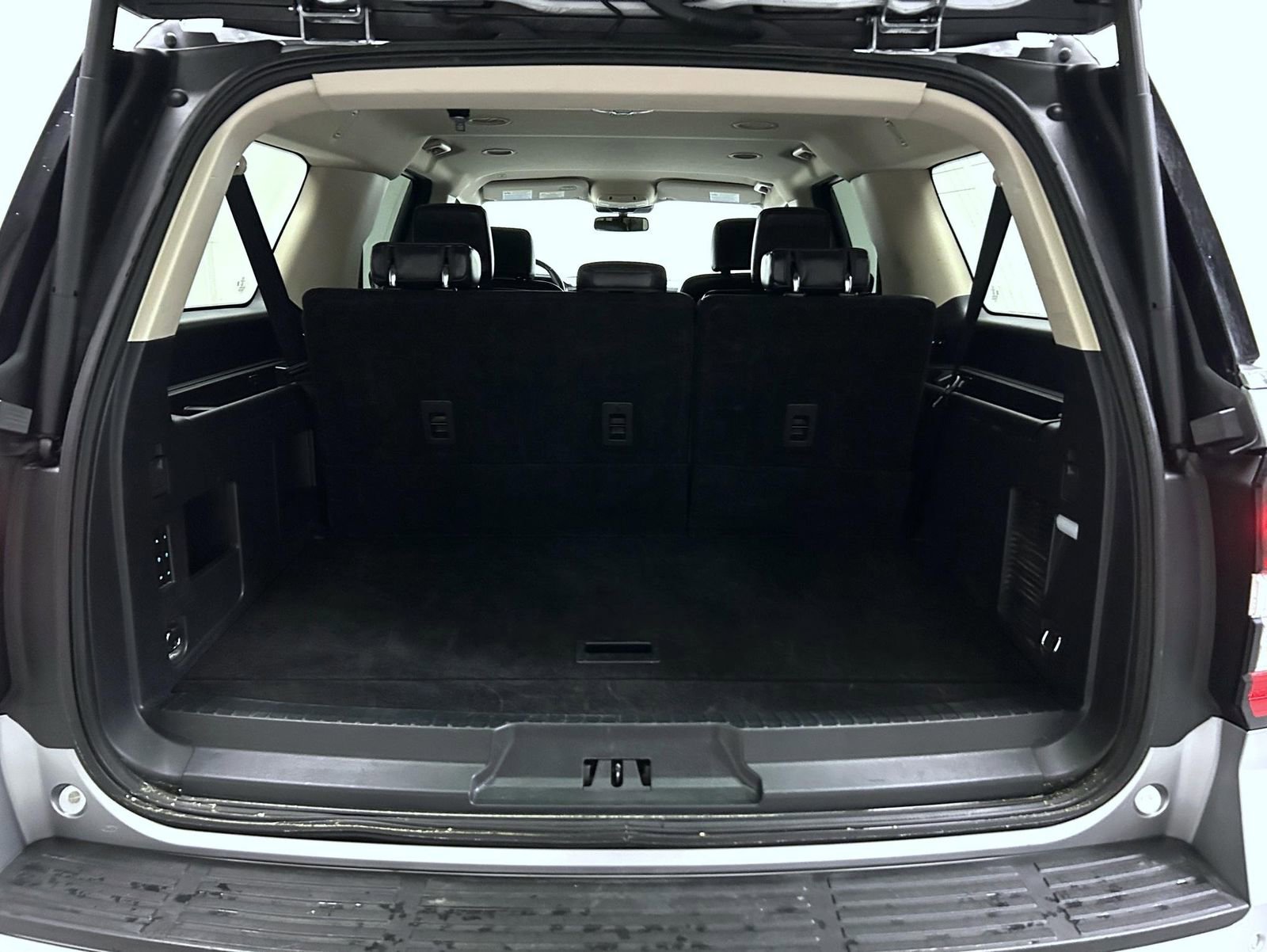 Used 2024 Ford Expedition Max XLT AWD/4WD image 22