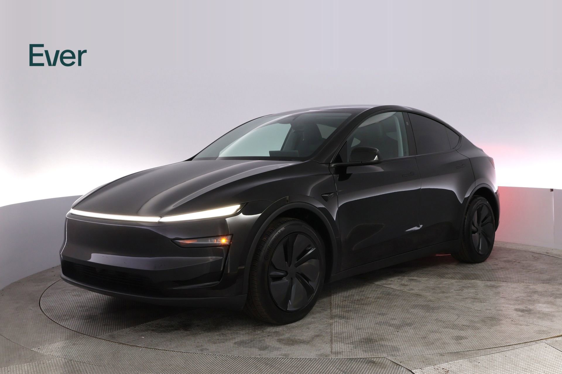 Used 2026 Tesla Model Y Long Range RWD image 2