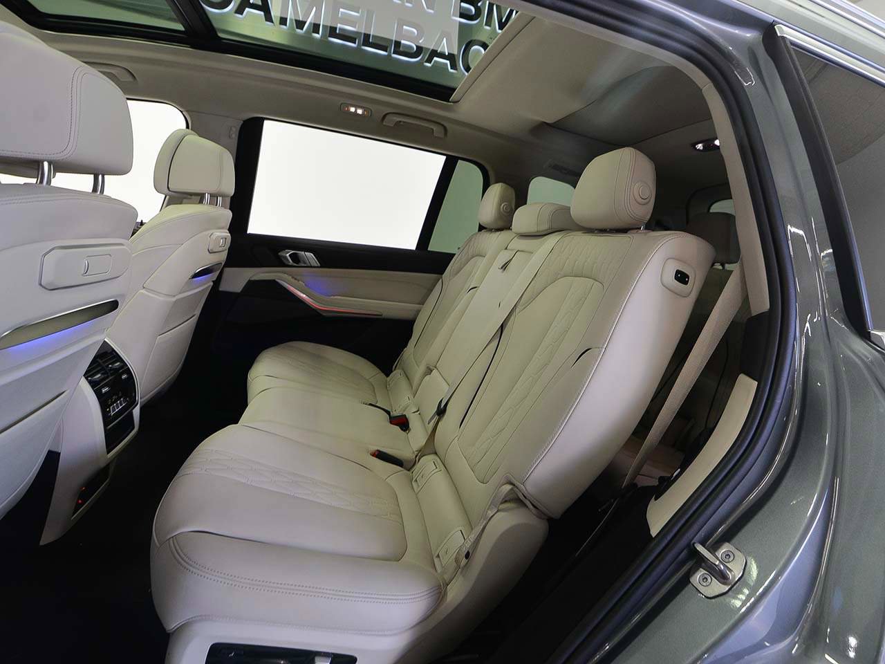 Certified 2024 BMW X7 xDrive40i w/ Premium Package image 11