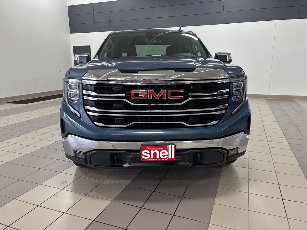 Used 2024 GMC Sierra 1500 SLT image 8