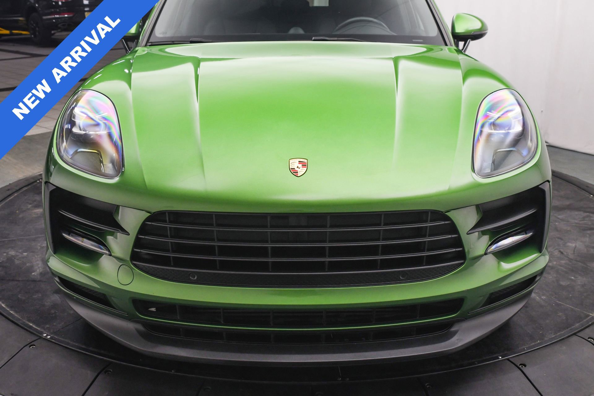 Used 2019 Porsche Macan Base image 28