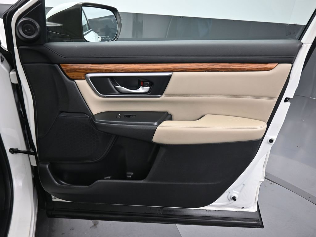 Used 2017 Honda CR-V Touring image 41