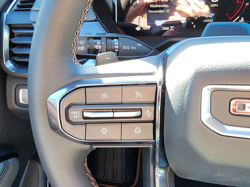 New 2026 GMC Acadia AT4 image 21