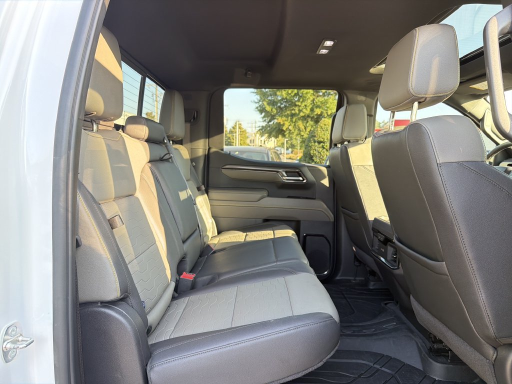 Used 2024 Chevrolet Silverado 1500 ZR2 AWD/4WD image 15