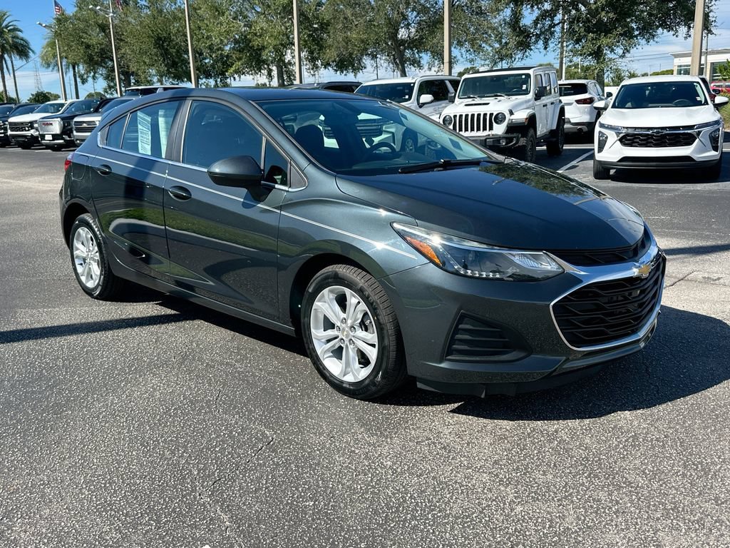 Certified 2019 Chevrolet Cruze LT w/ Convenience Package FWD image 3