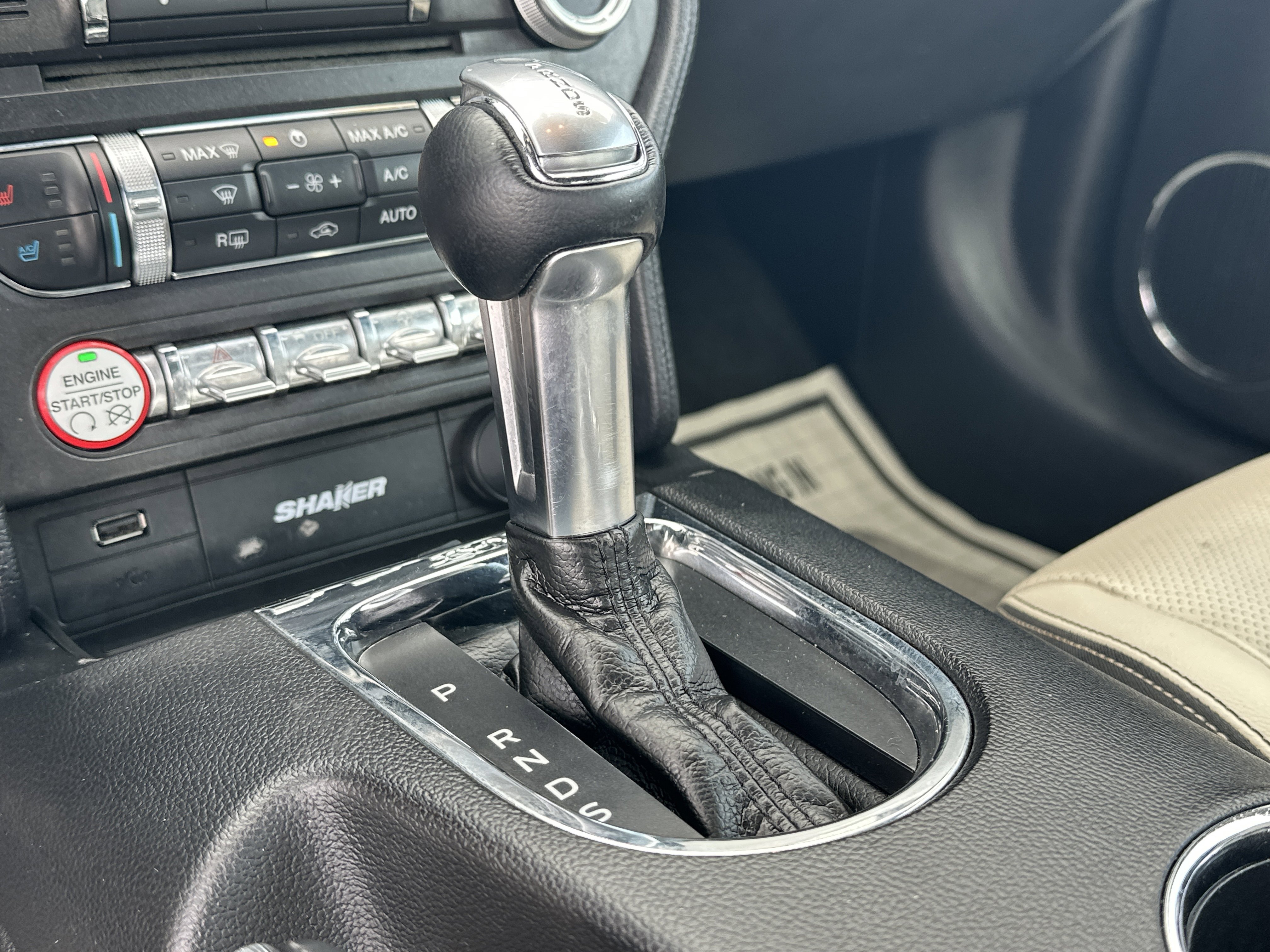 Used 2017 Ford Mustang Premium image 27