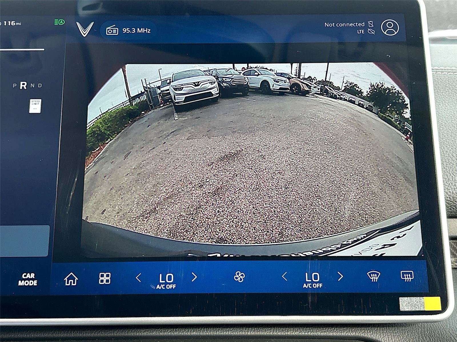 New 2025 VinFast VF 8 Eco AWD/4WD image 13