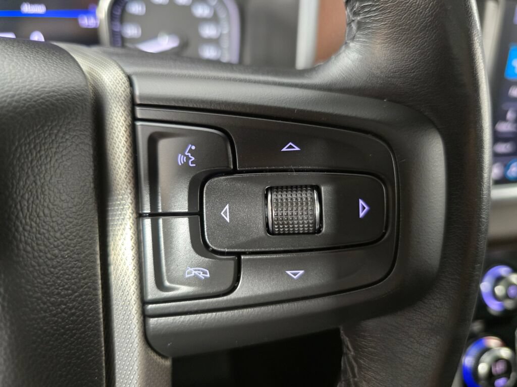 Used 2021 GMC Yukon Denali w/ Denali Ultimate Package AWD/4WD image 28