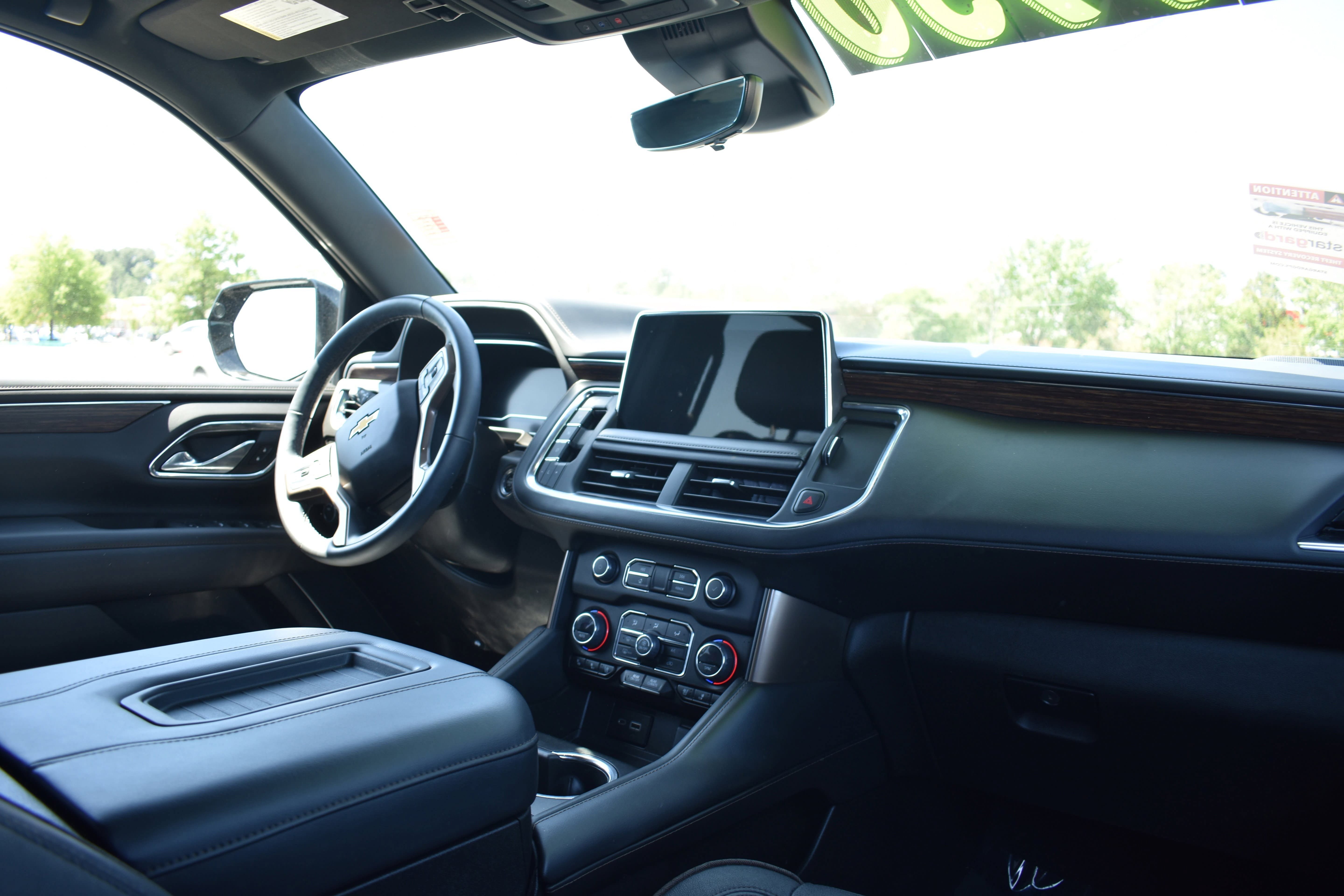 Used 2023 Chevrolet Tahoe High Country w/ Premium Package 2 AWD/4WD image 32