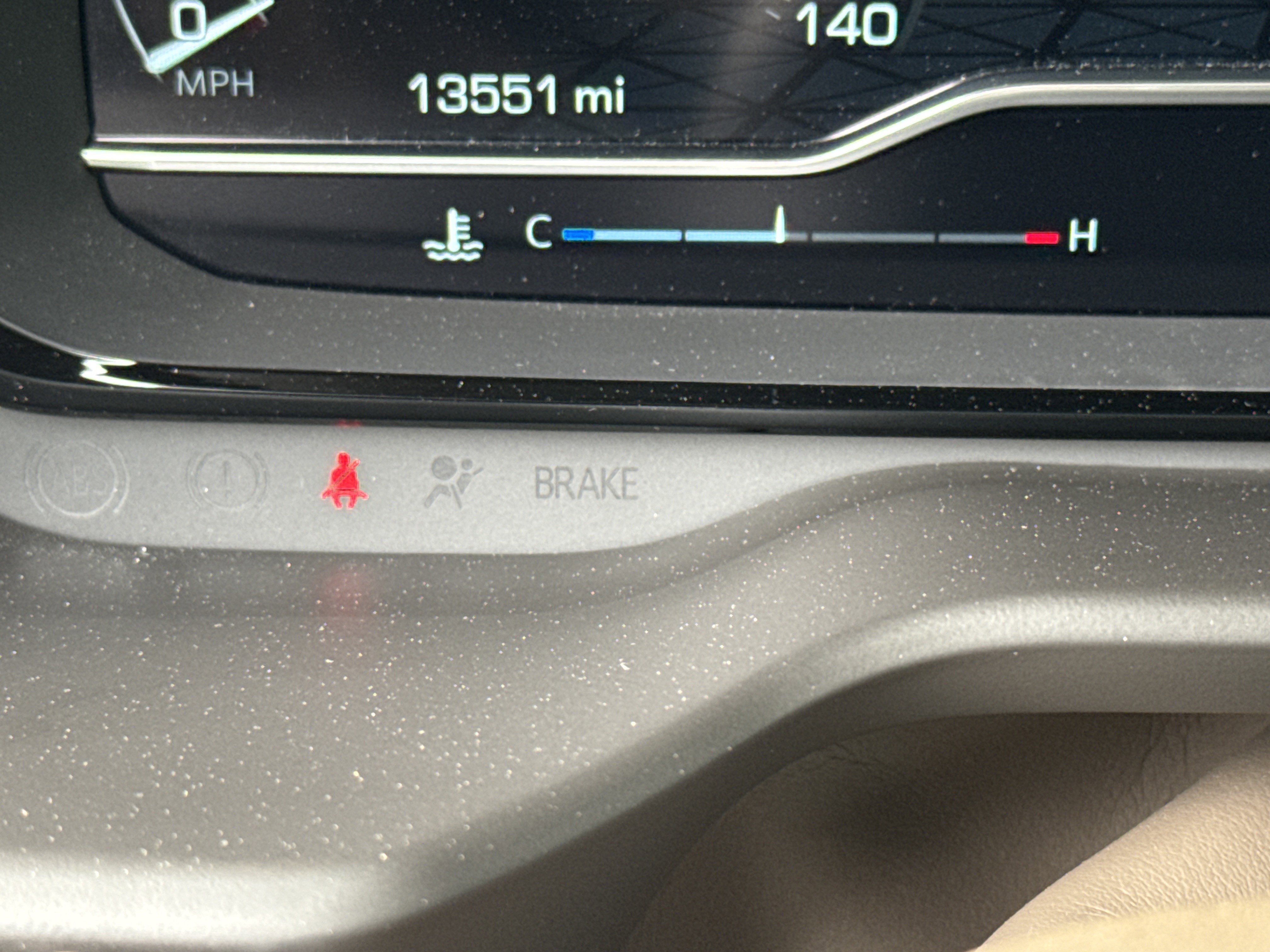 Used 2024 GMC Yukon Denali w/ Advanced Technology Package image 23