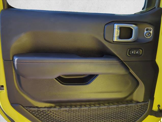 Used 2023 Jeep Wrangler Unlimited Rubicon 392 w/ Dual Top Group image 10