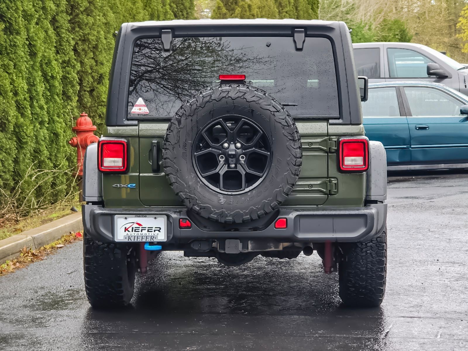 Used 2024 Jeep Wrangler Unlimited image 4