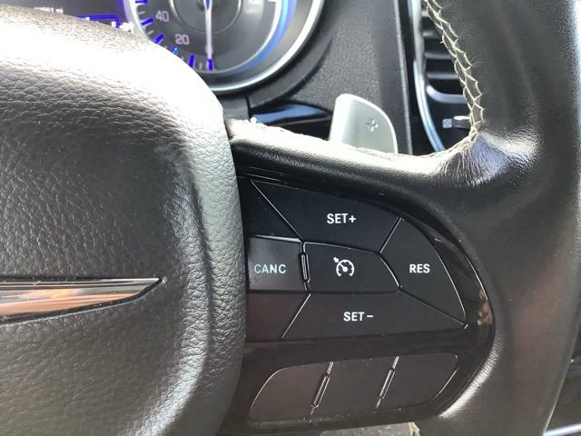 Used 2022 Chrysler 300 S RWD image 20