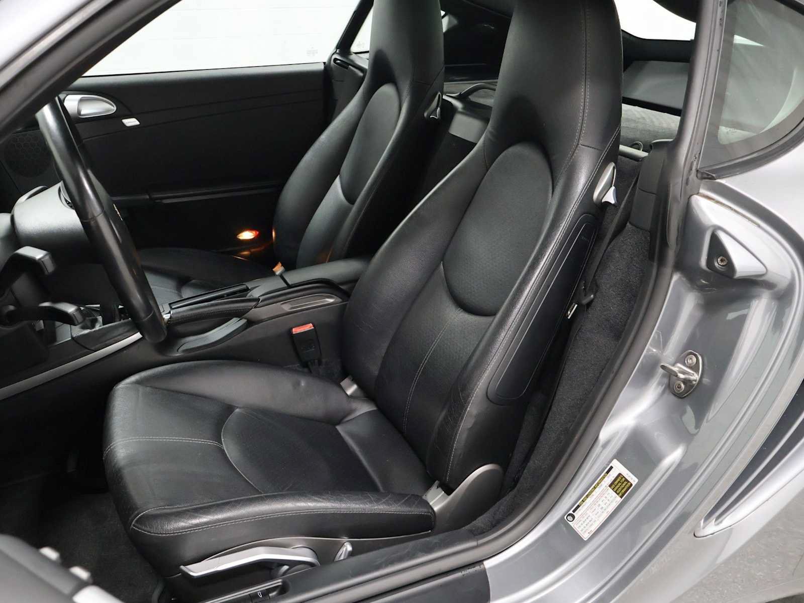 Used 2006 Porsche Cayman S RWD image 5