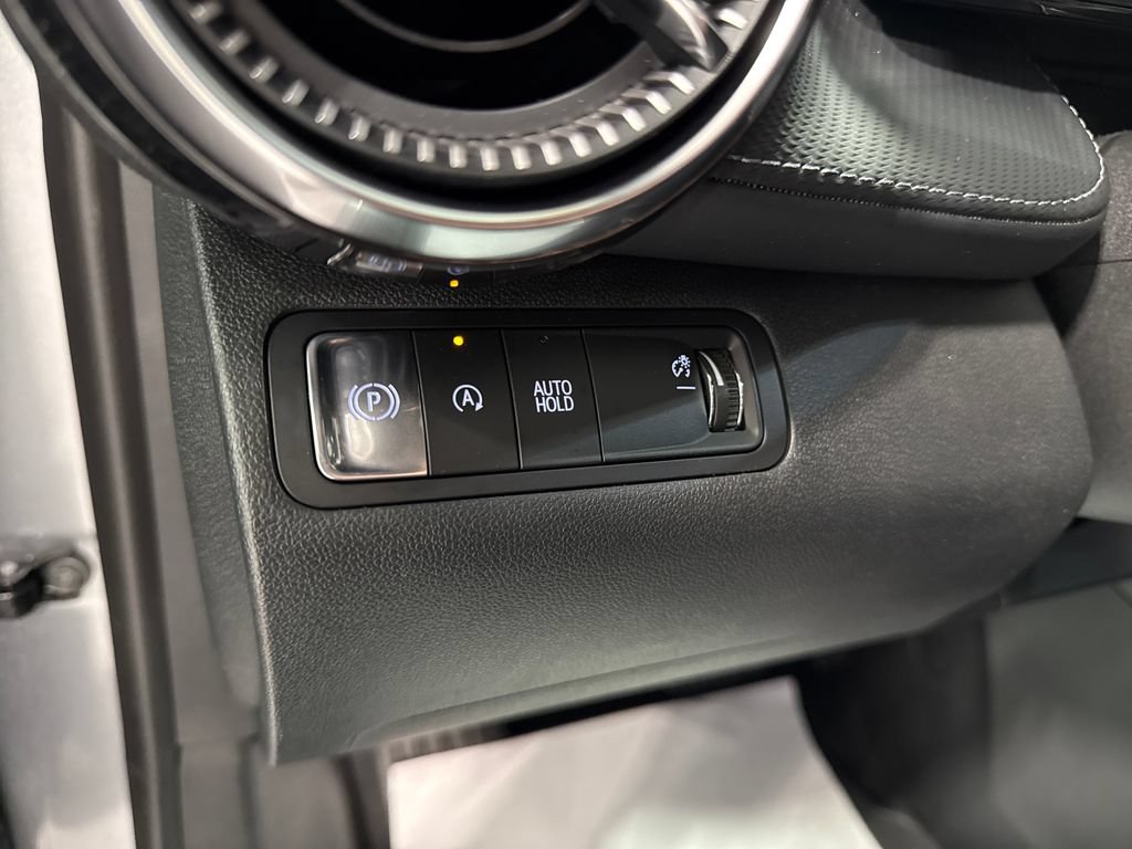 New 2026 Chevrolet Equinox LT w/ Convenience Package II FWD image 11