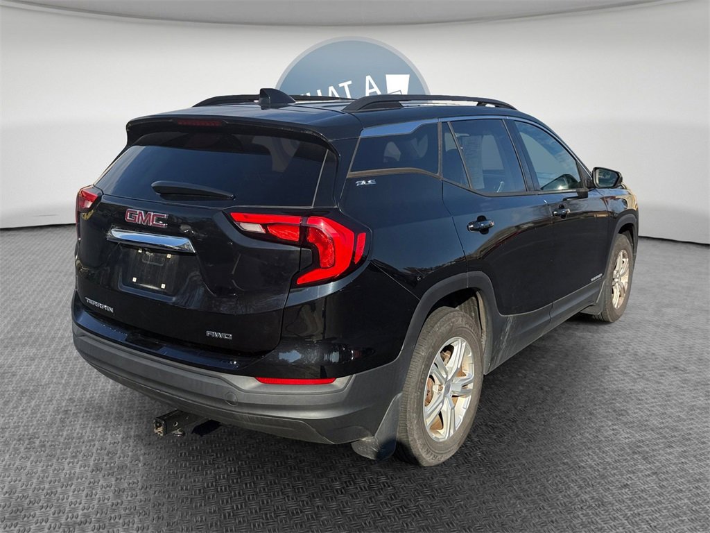 Used 2019 GMC Terrain SLE w/ Driver Convenience Package image 3