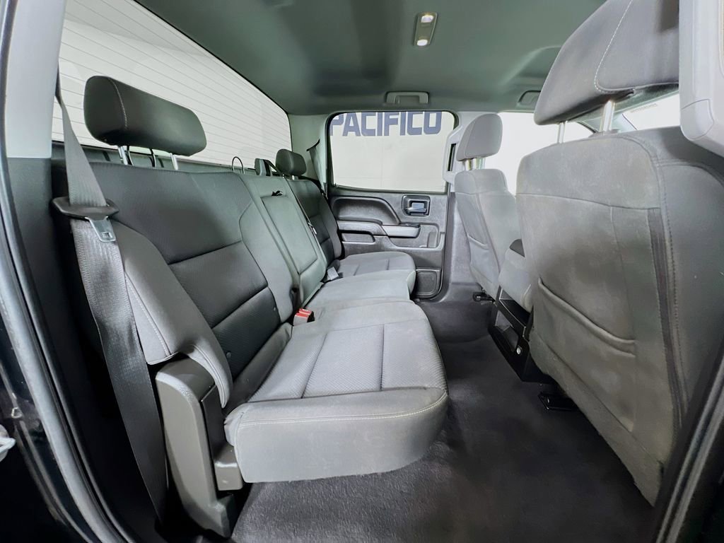 Used 2018 Chevrolet Silverado 1500 LT w/ All Star Edition image 25