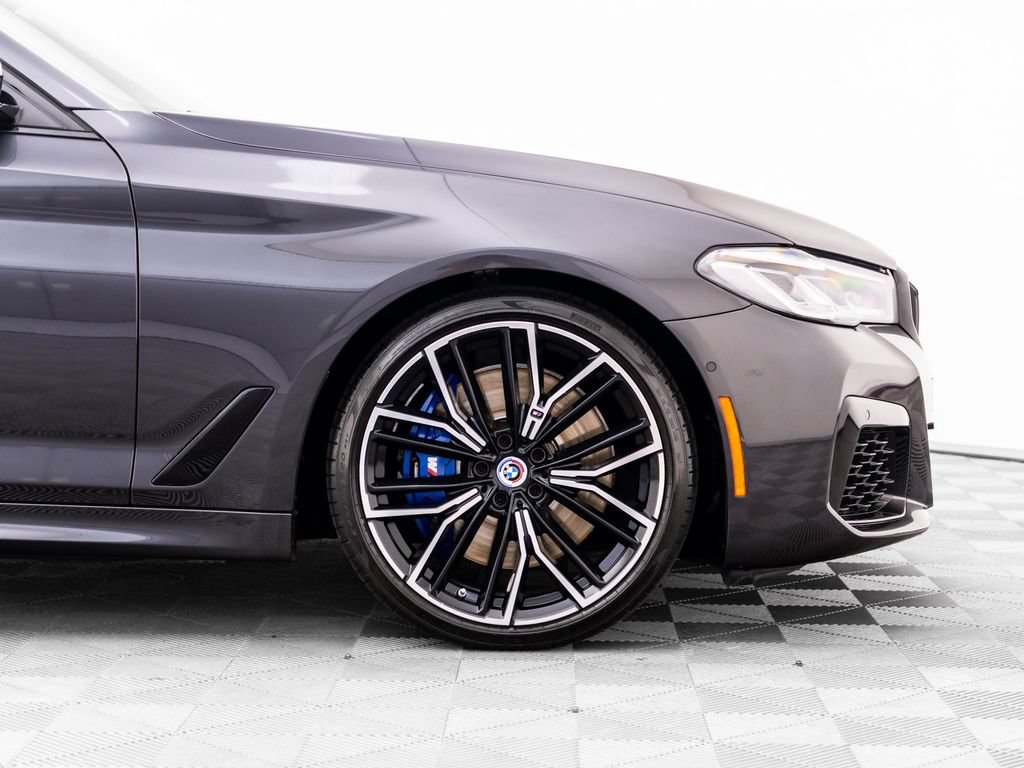 Used 2023 BMW M550i xDrive w/ Executive Package AWD/4WD image 38