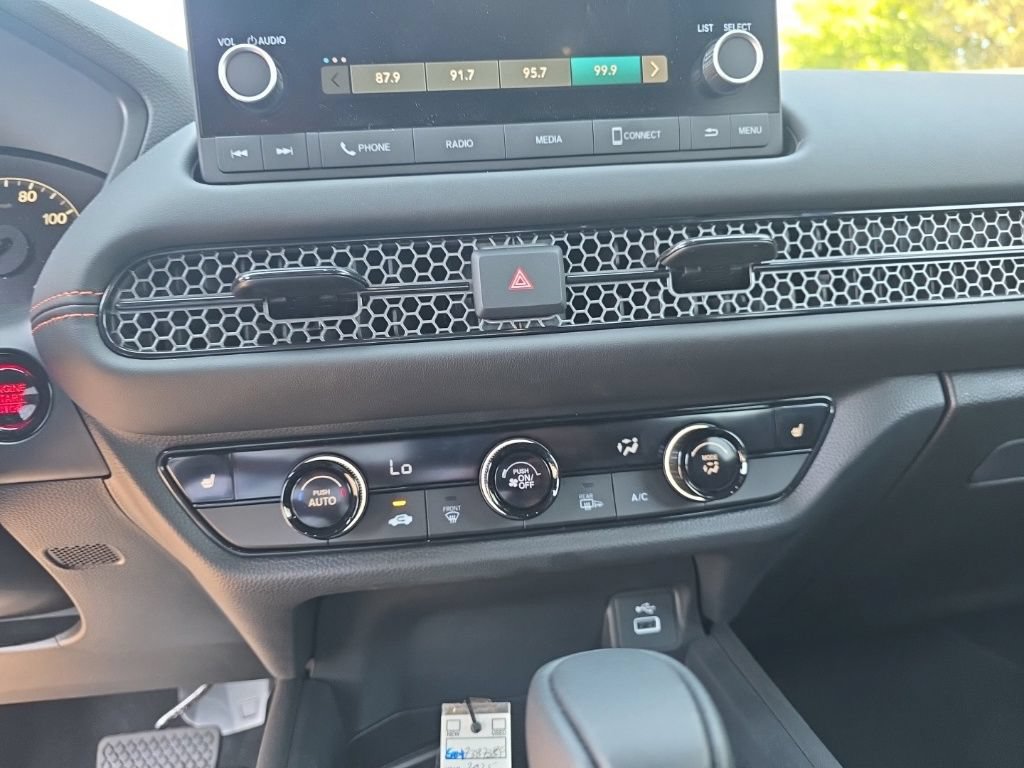 Certified 2025 Honda HR-V Sport image 16
