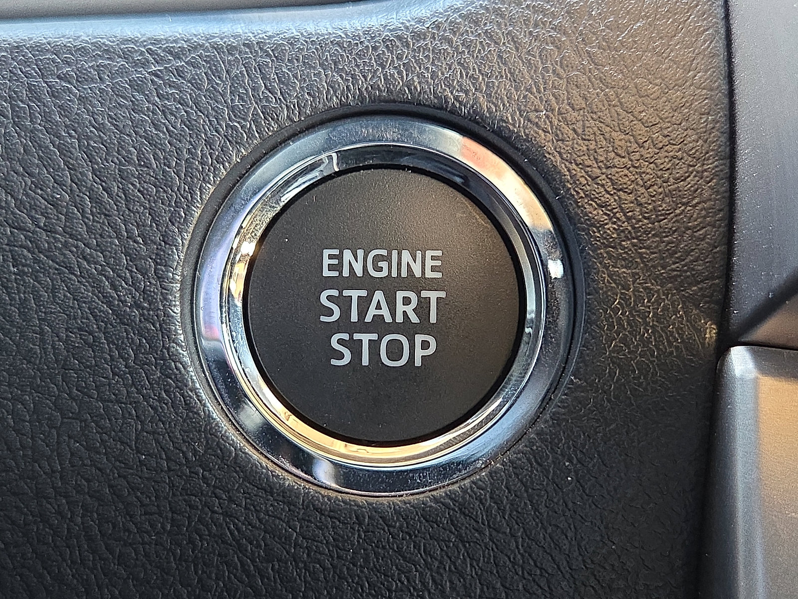Used 2024 Toyota 4Runner Limited AWD/4WD image 20