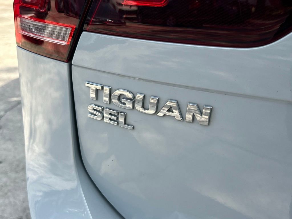Used 2018 Volkswagen Tiguan SEL w/ 3rd Row Seat Package AWD/4WD image 50