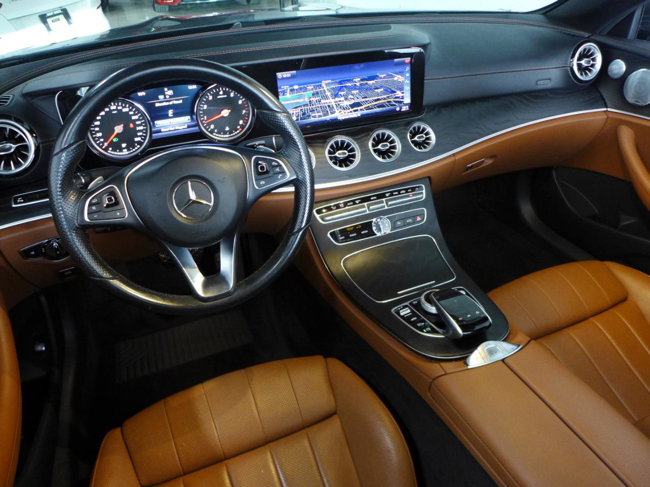 Used 2018 Mercedes-Benz E 400 4MATIC Cabriolet image 21