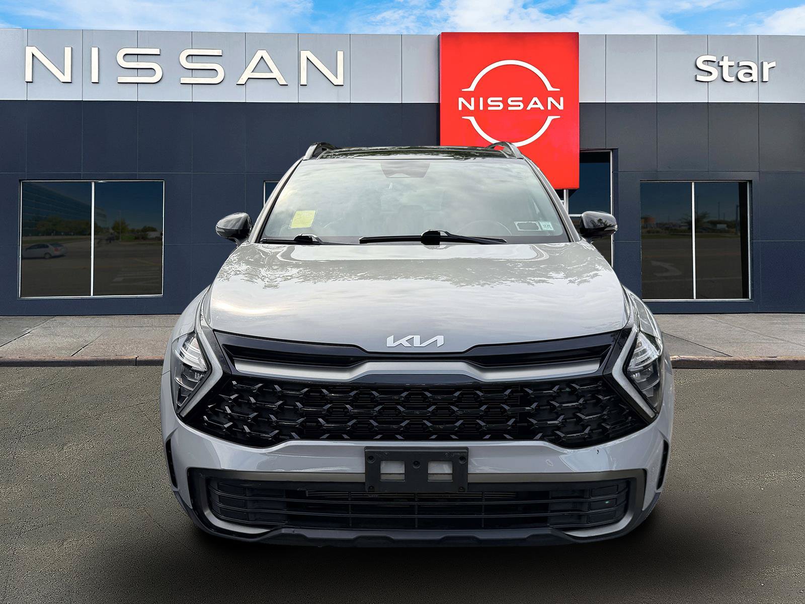 Used 2023 Kia Sportage X-Line w/ X-Line Premium Package AWD/4WD image 2