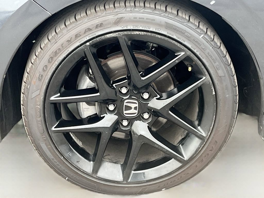 Used 2023 Honda Civic Sport image 28