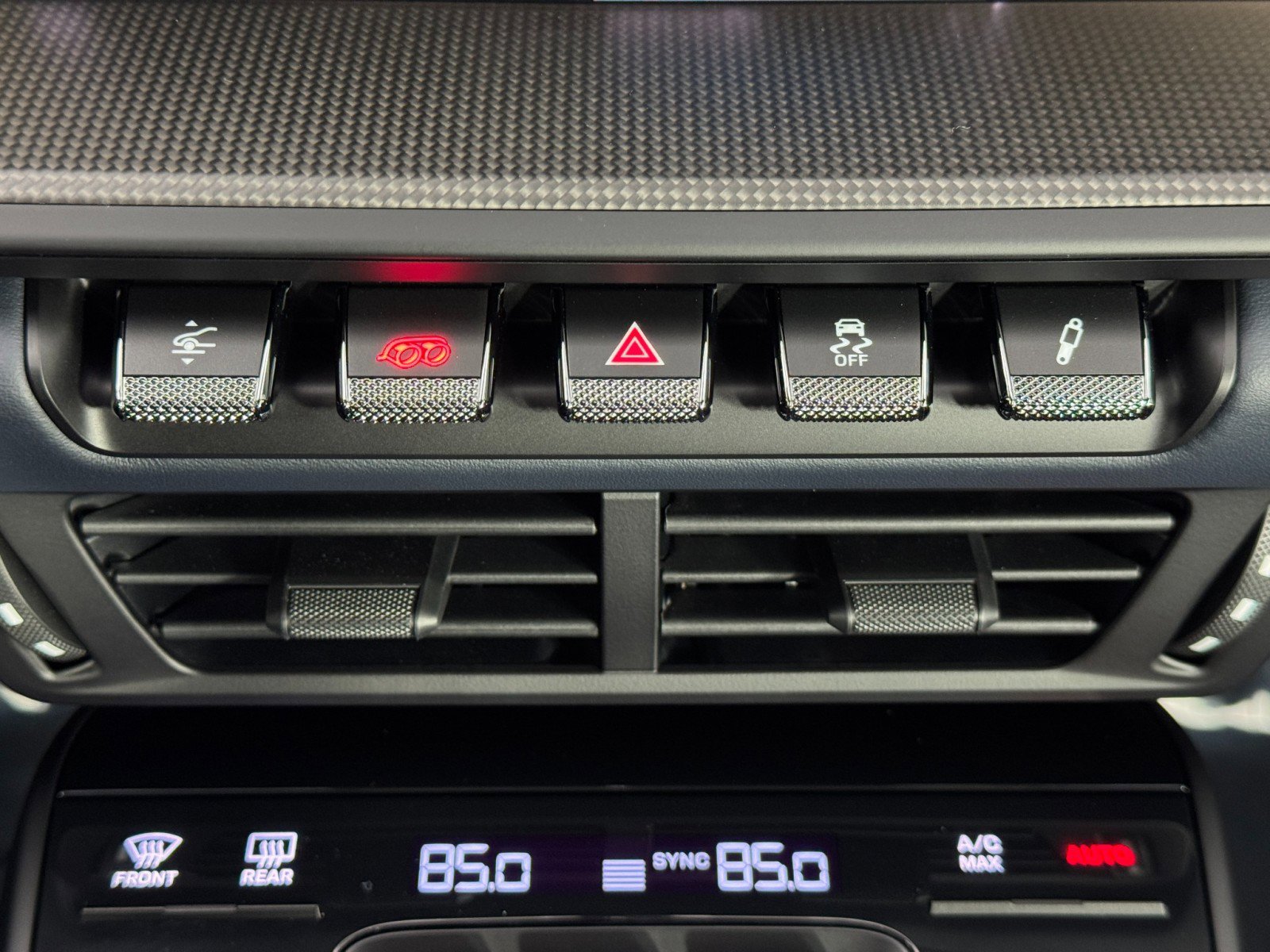 Used 2025 Porsche 911 Carrera image 32