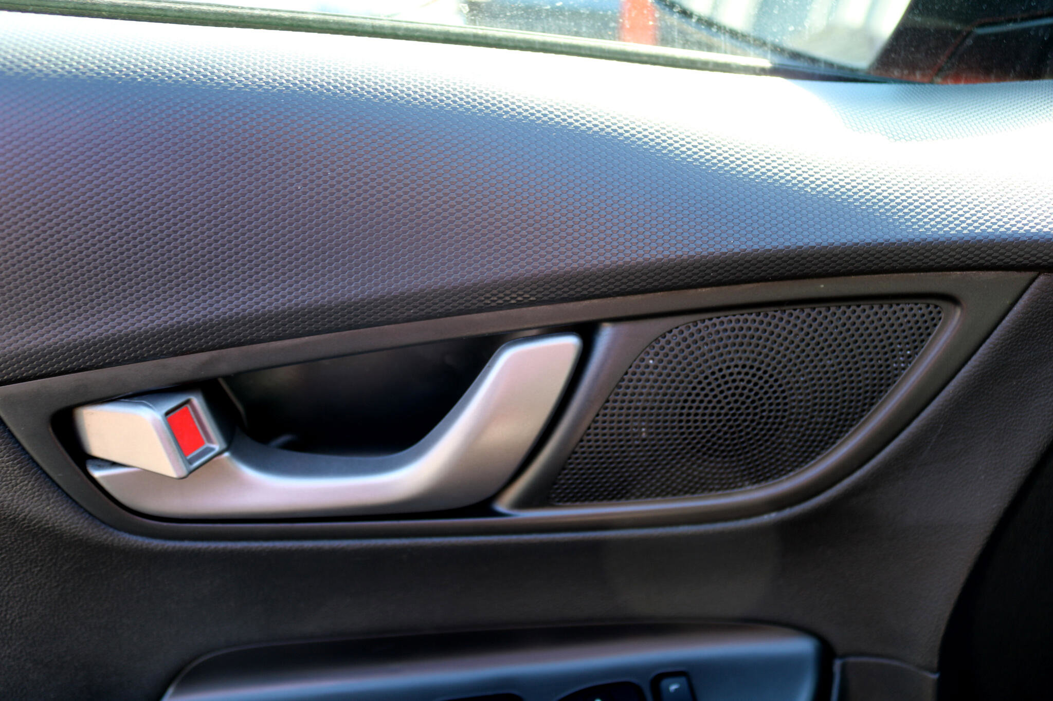 Used 2021 Hyundai Kona Ultimate image 12