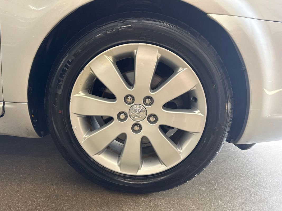 Used 2006 Toyota Avalon XLS image 64