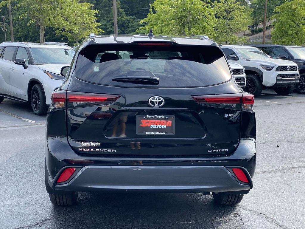 New 2026 Toyota Highlander Limited AWD/4WD image 4