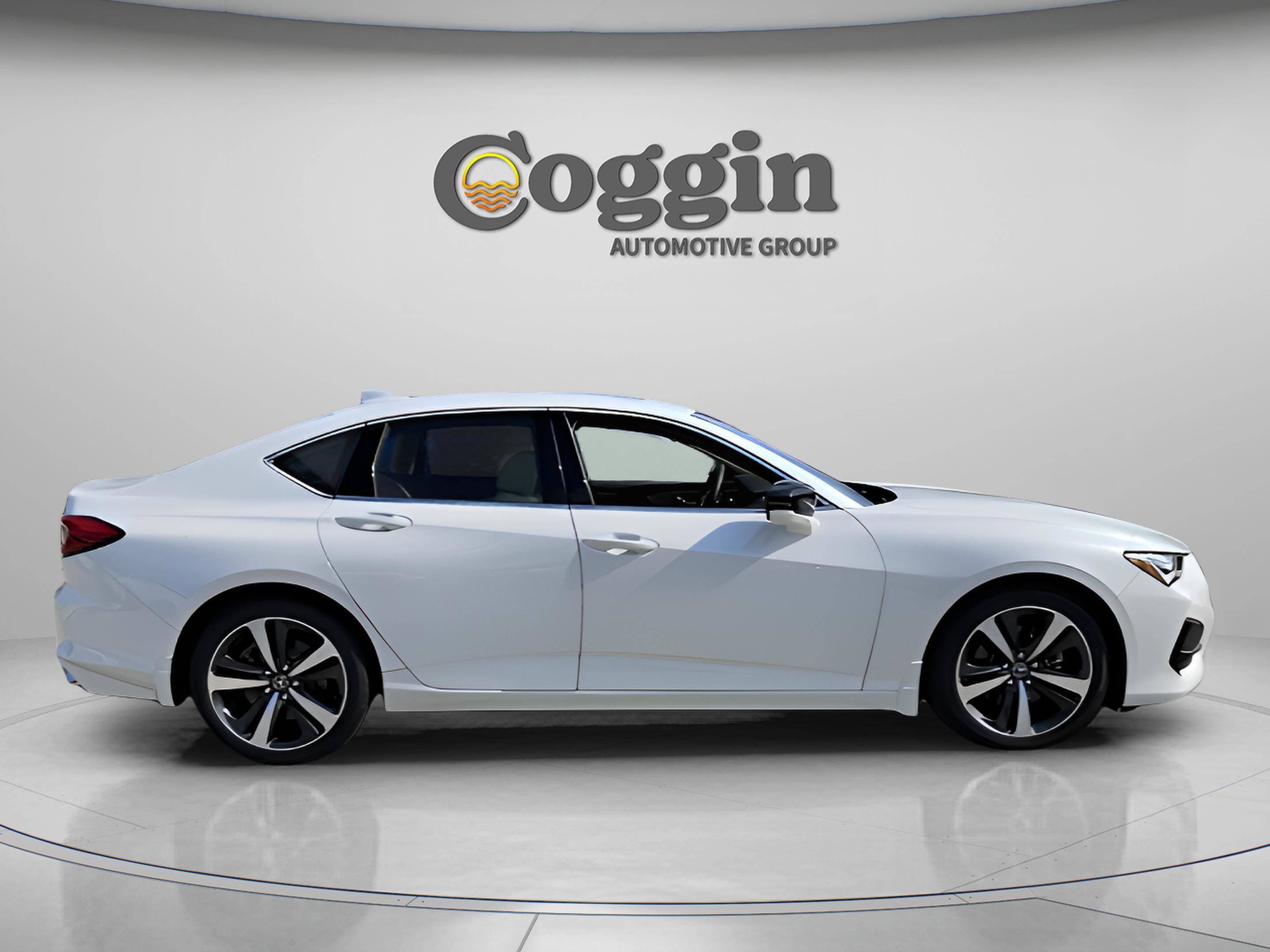 New 2025 Acura TLX w/ Technology Package FWD image 6