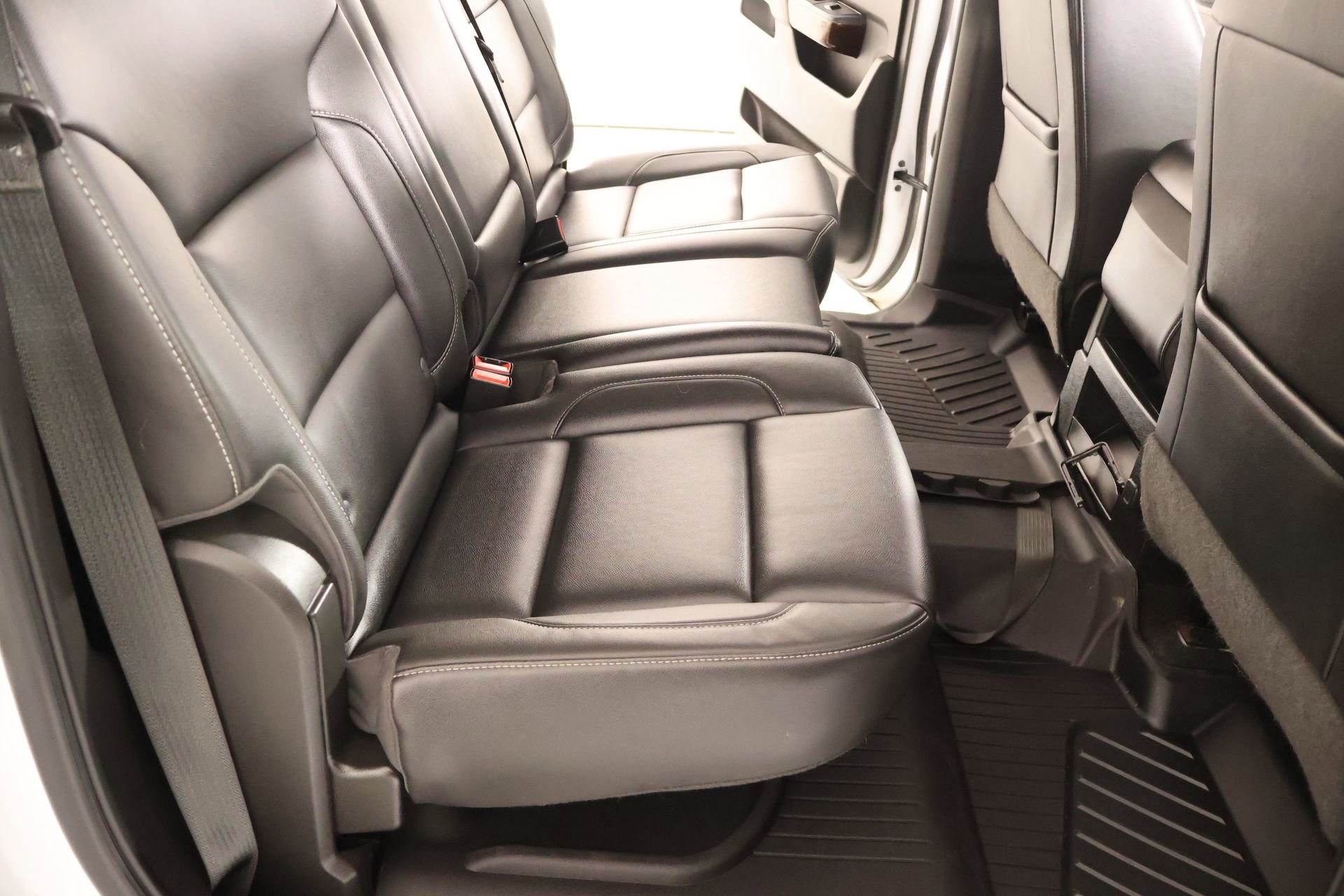 Used 2018 GMC Sierra 1500 SLT w/ SLT Premium Package AWD/4WD image 14