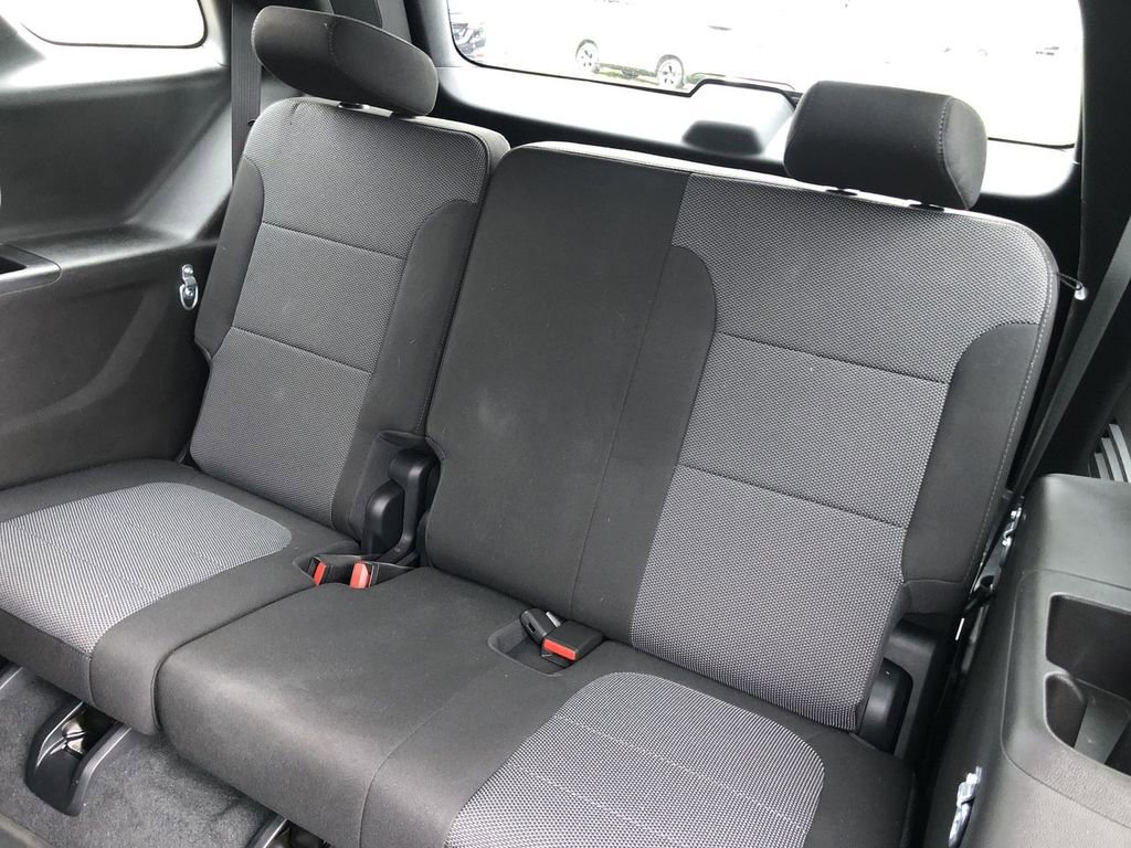 Used 2023 Chevrolet Traverse LT w/ LPO, Floor Liner Package AWD/4WD image 20