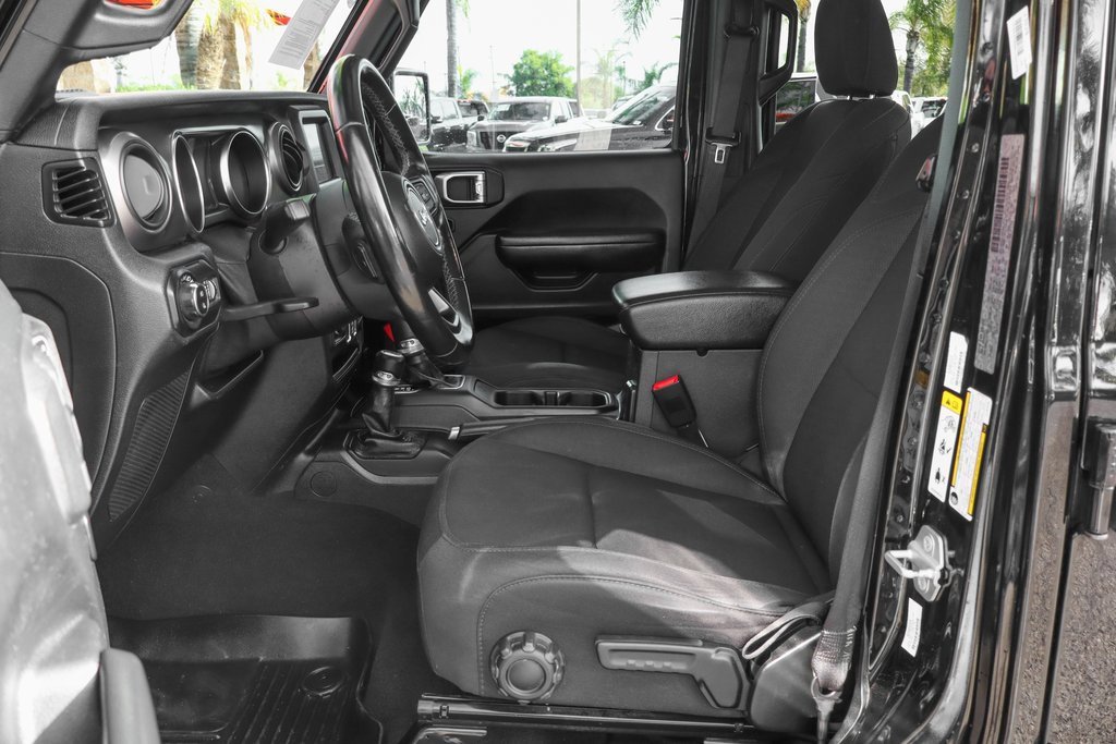 Used 2020 Jeep Gladiator Sport w/ Quick Order Package 24S image 20