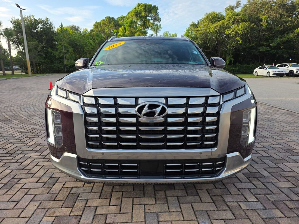 Used 2023 Hyundai Palisade Calligraphy w/ Winter Package AWD/4WD image 2
