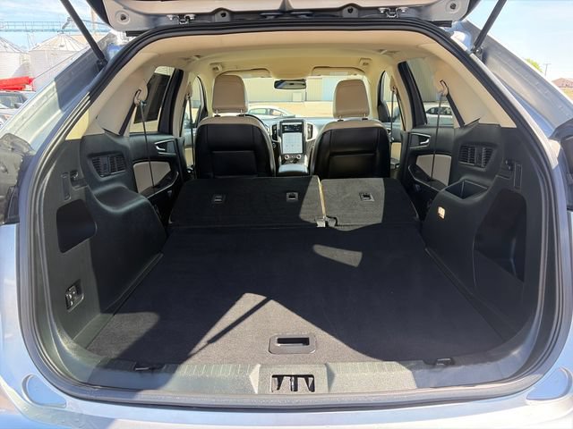 Used 2022 Ford Edge SEL AWD/4WD image 41