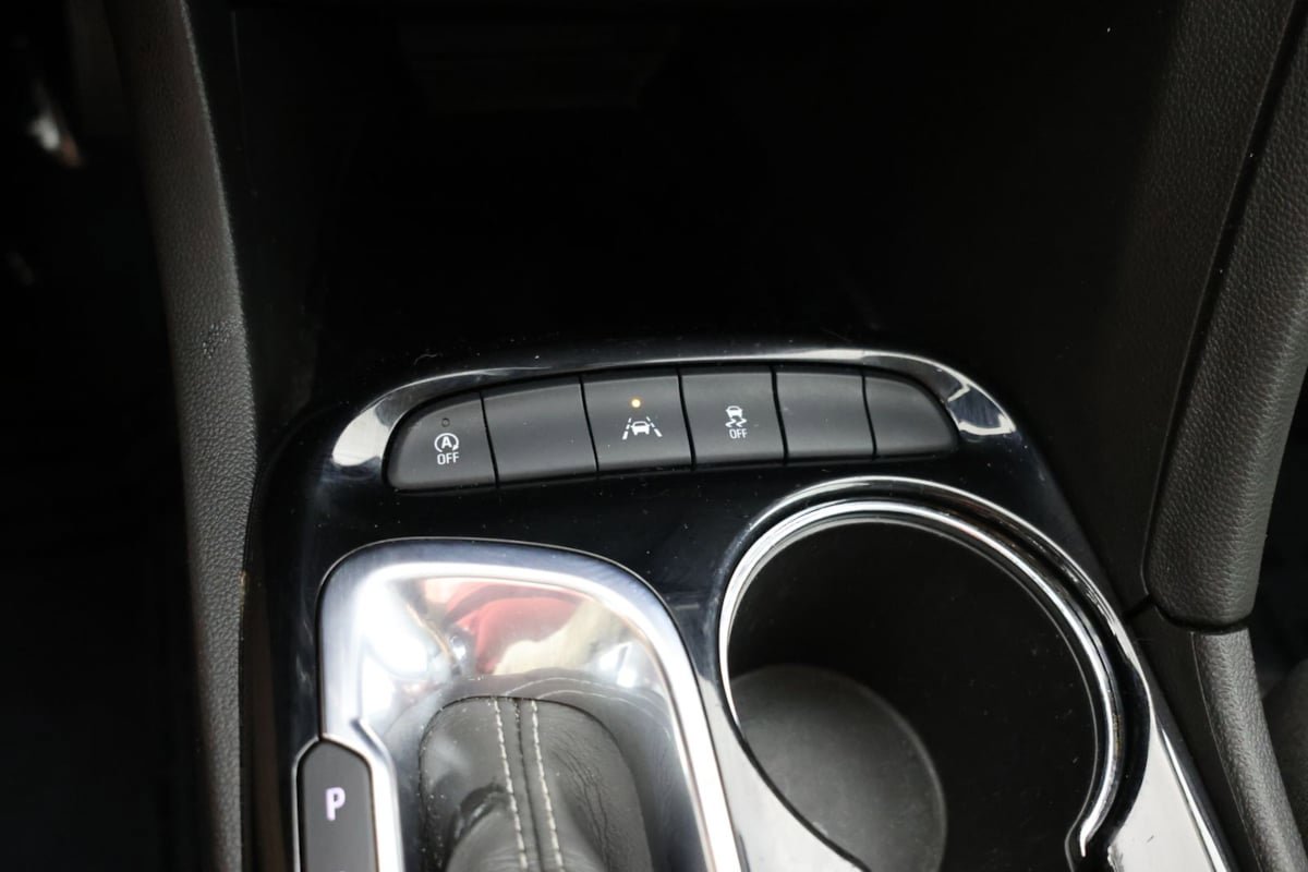 Used 2023 Buick Encore GX Select FWD image 26
