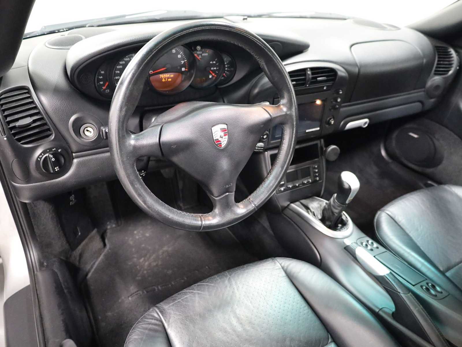 Used 2003 Porsche 911 Carrera RWD image 4