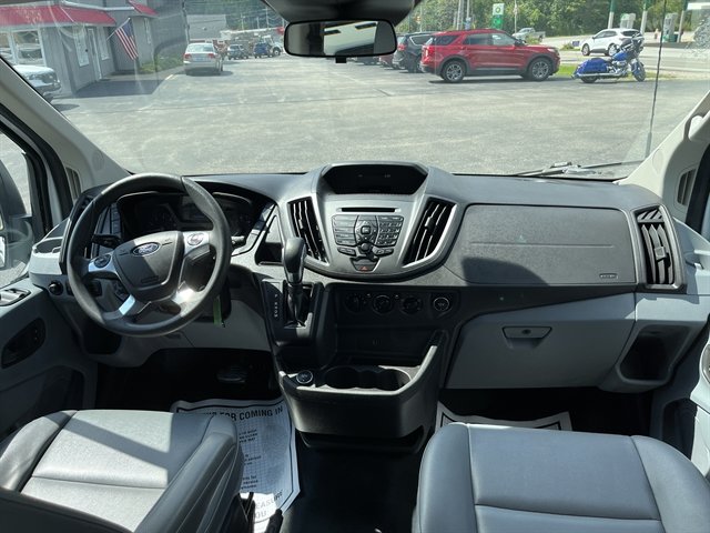 Used 2018 Ford Transit 150 XL RWD image 34