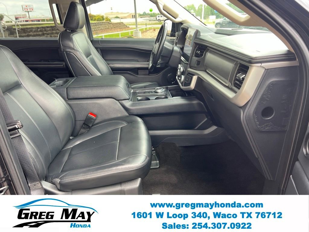 Used 2023 Ford Expedition XLT RWD image 12
