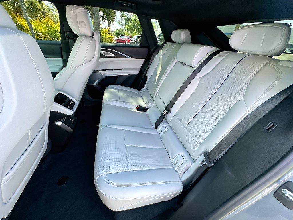 Certified 2023 Cadillac Lyriq 2WD image 23