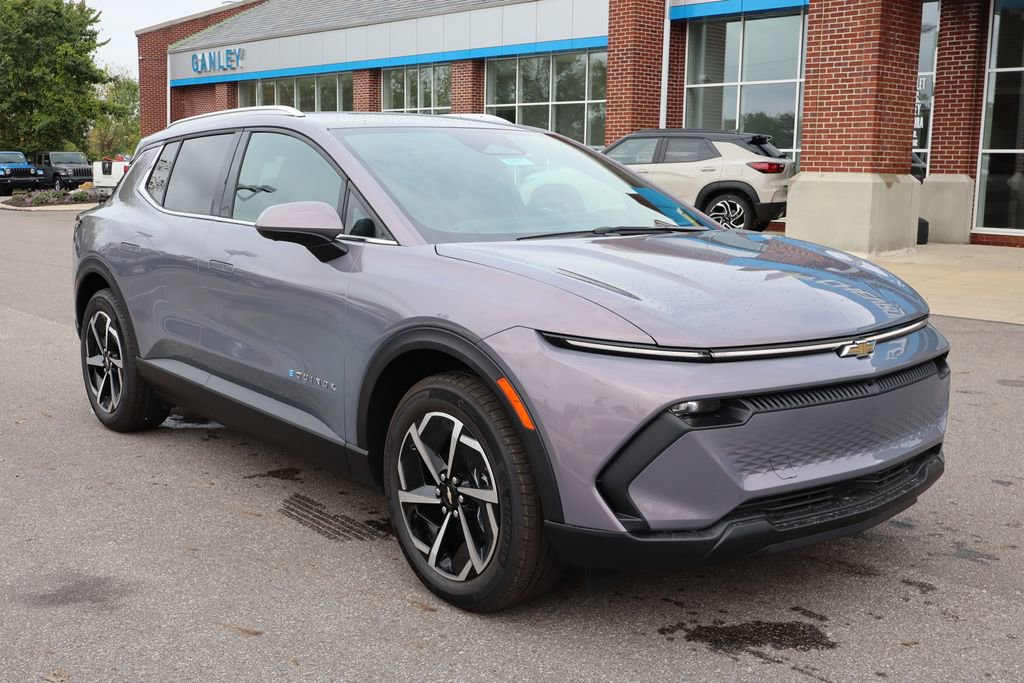 New 2026 Chevrolet Equinox EV LT image 3