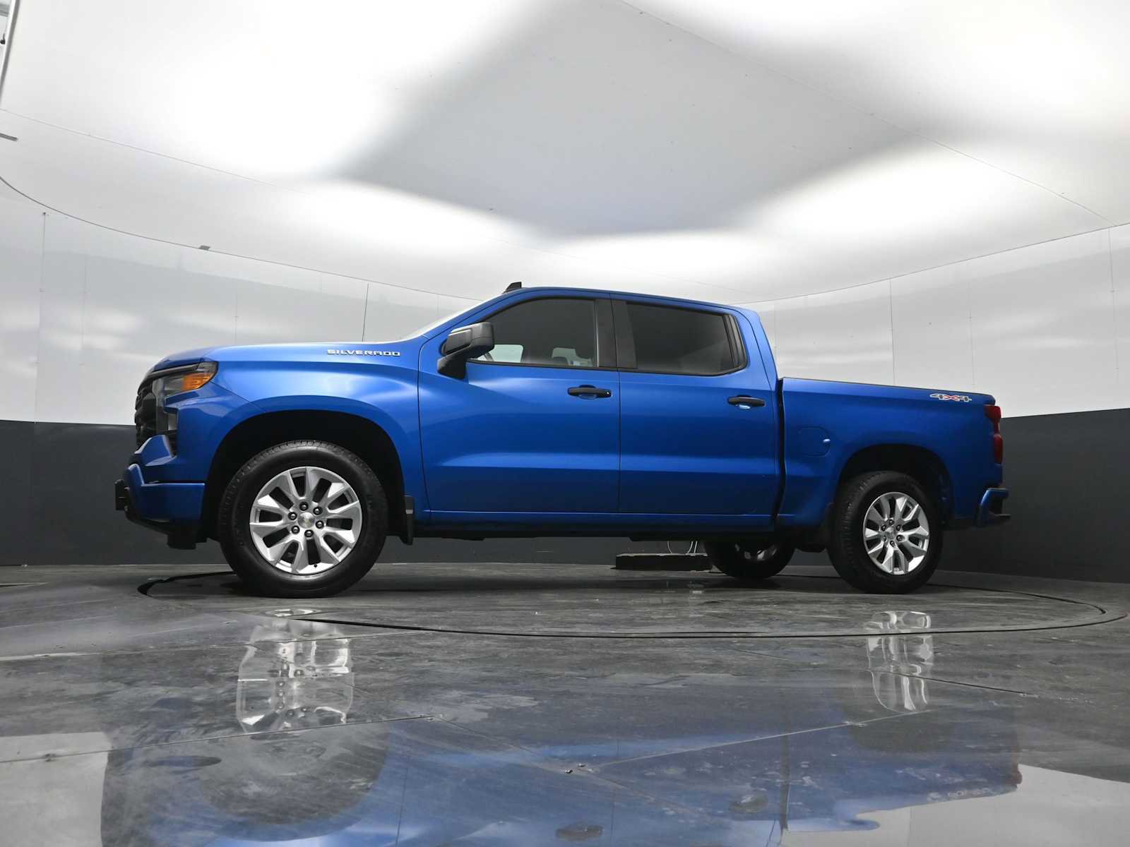 Used 2022 Chevrolet Silverado 1500 Custom AWD/4WD image 21