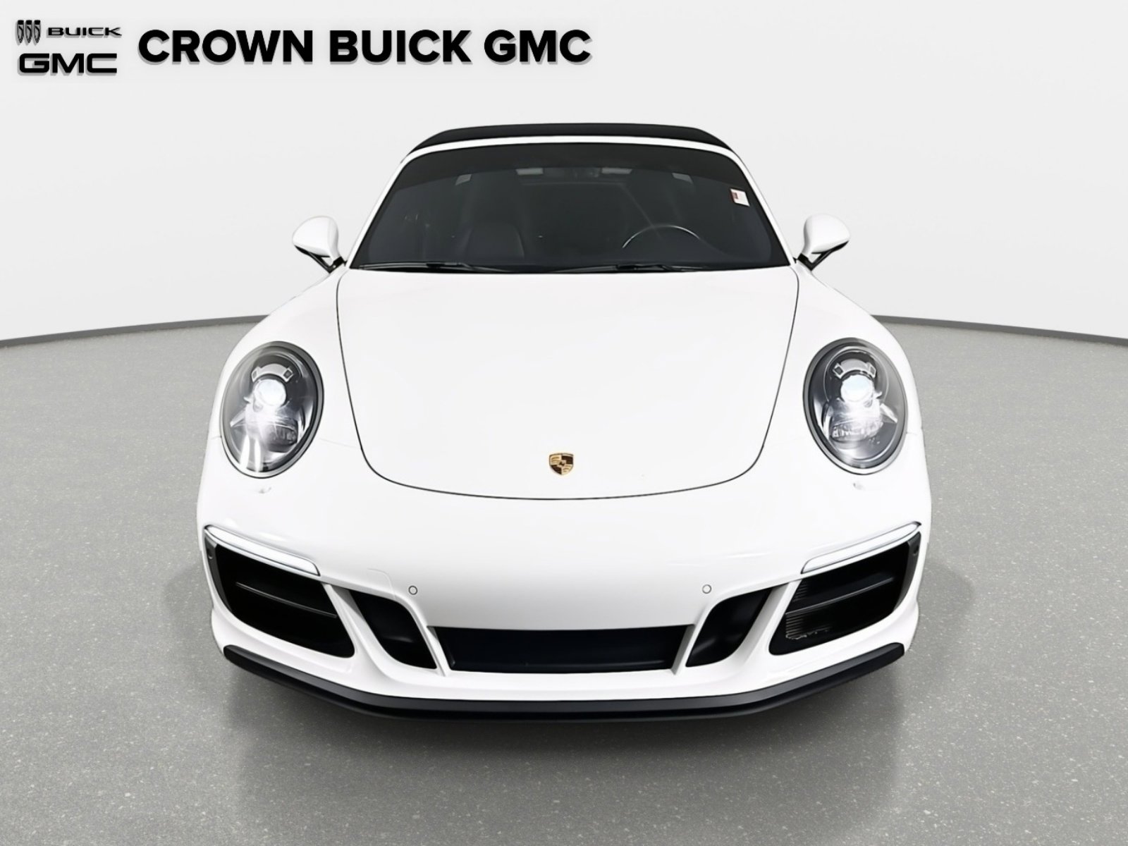 Used 2018 Porsche 911 Targa 4 GTS image 2