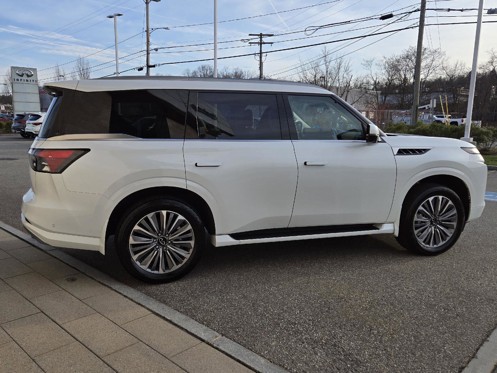 Certified 2026 INFINITI QX80 Luxe w/ Cargo Package image 14